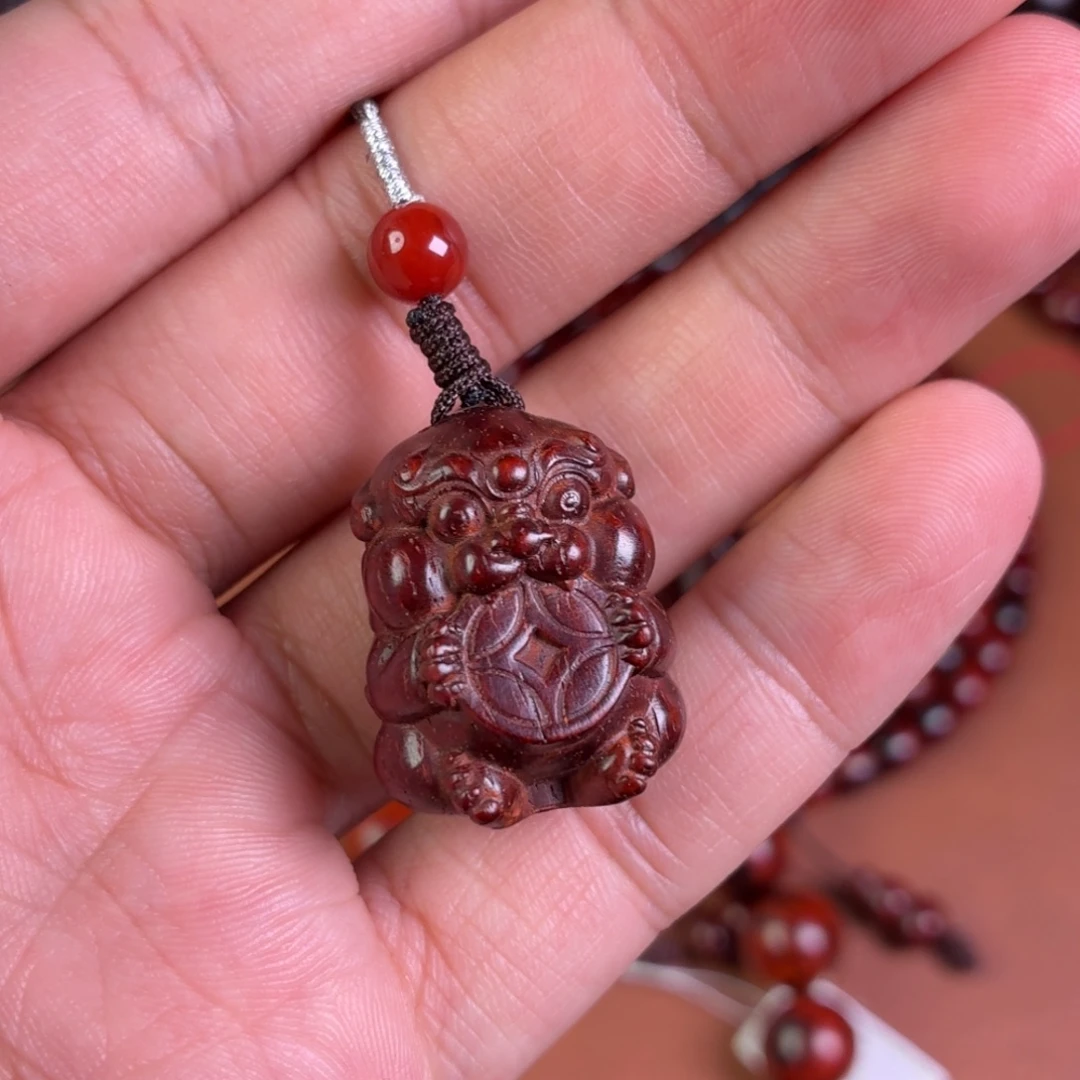 小叶紫檀手串/手链貔貅挂件