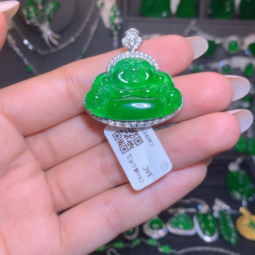 颈饰9K金镶嵌翡翠佛公