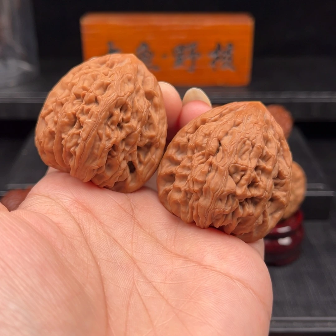 【闪购商品】文玩核桃吊坠L*虎头王