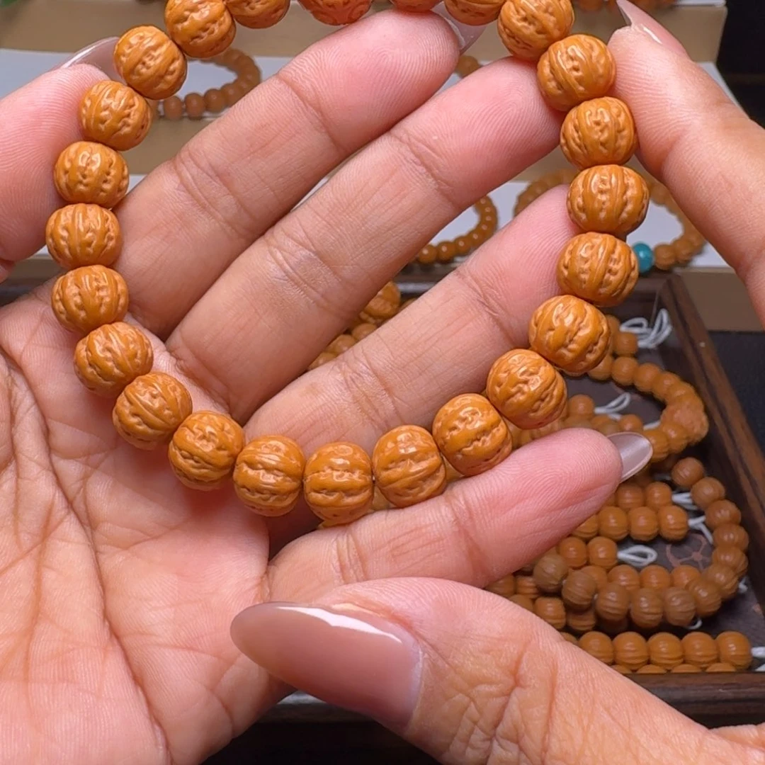 收***们猴头核桃吊坠京八棱