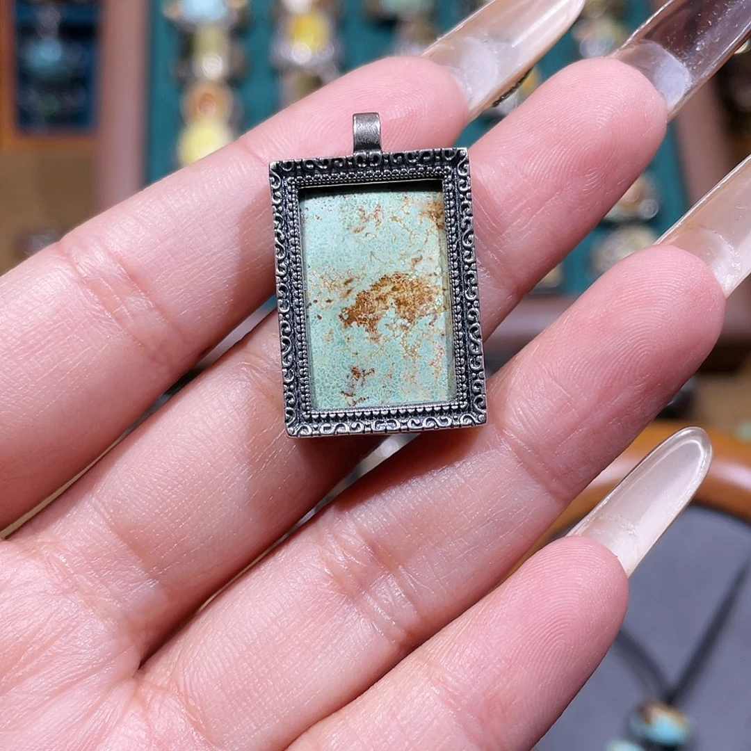 鹅***崽绿松石银S925镶嵌颈饰吊坠