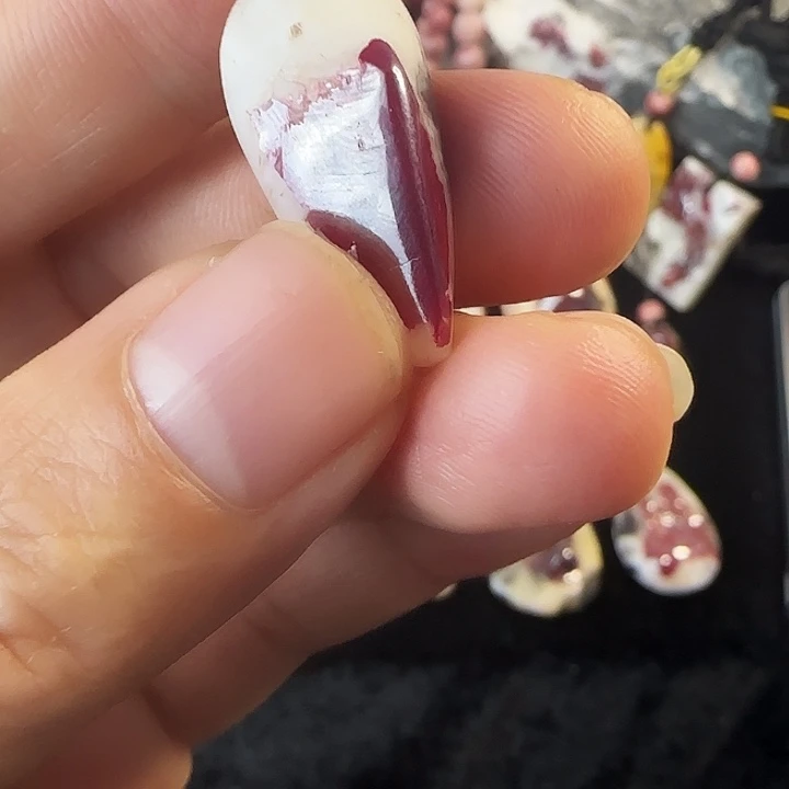 公****天然辰砂贵州万山天然大晶体朱砂吊坠正品