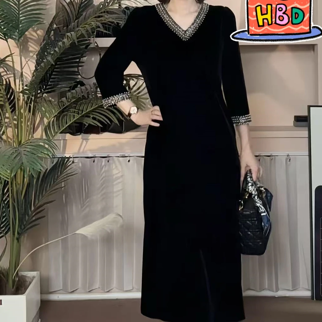 新款时尚重工烫珠冰丝显瘦气质感连衣裙