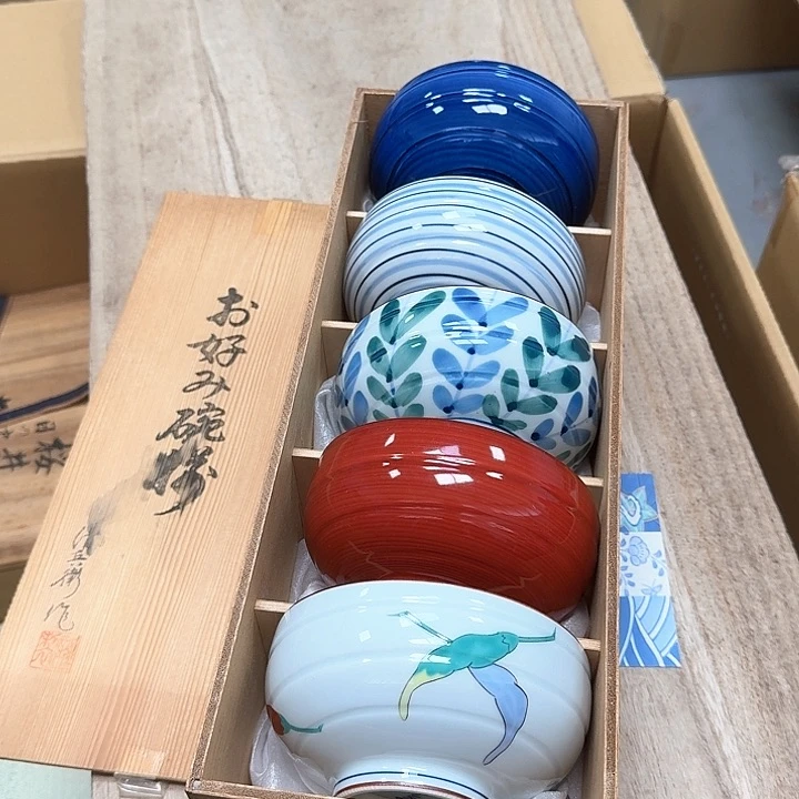 瓷片噗哈哈哈哈哈哈哈哈我笑