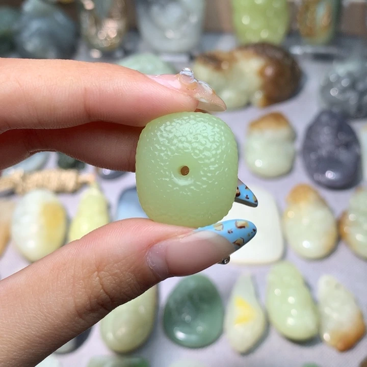 和田玉挂件未镶嵌