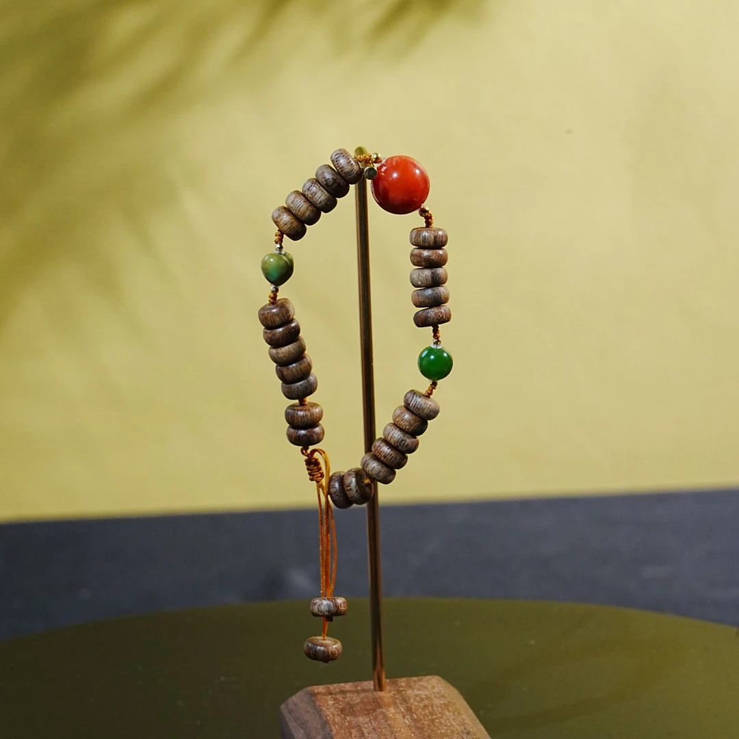 缅甸红油沉香DIY手链 0.8x0.4cm 7.62g 250908016 C