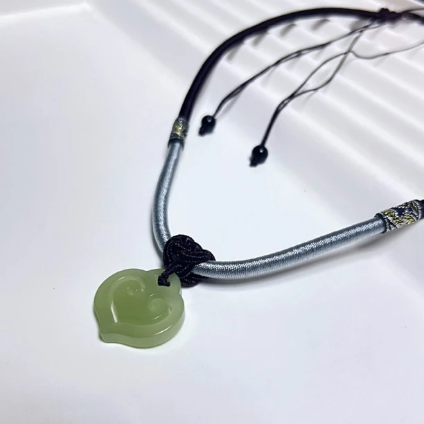 七夕礼物【包你开心】天然和田玉晴水色吊坠设计款时尚女款手工087