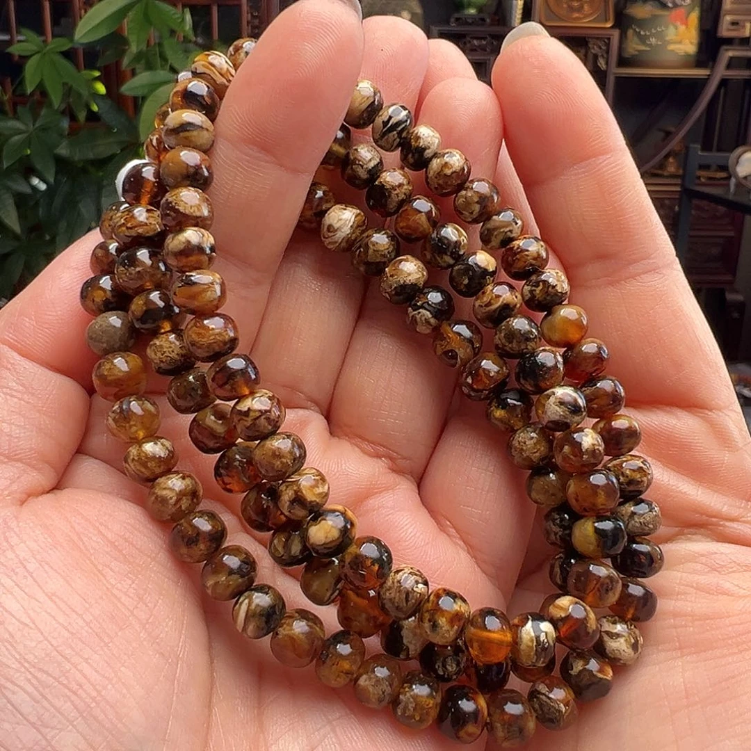 琥珀未镶嵌裸石抚顺琥珀20604七