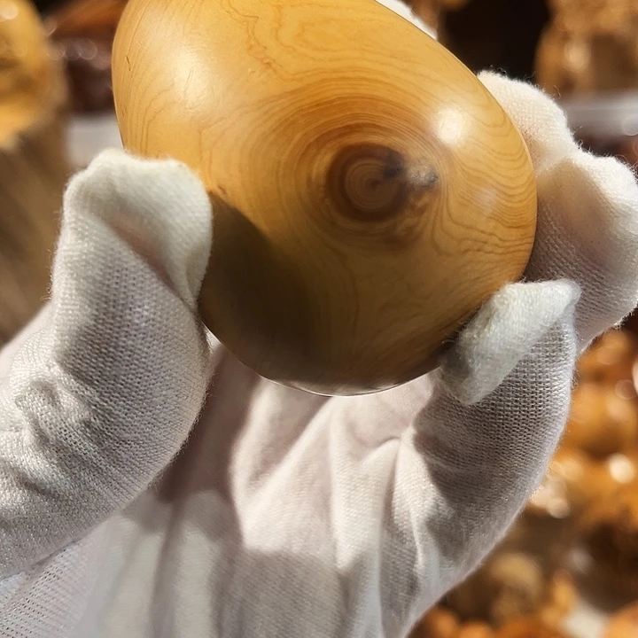 柏木太行崖柏黄粉骨料龙蛋