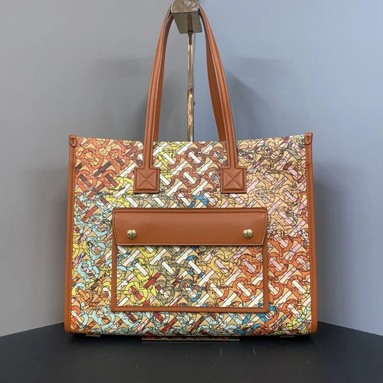 95新/博柏利/单肩包/C18378495728/[251231ELAW]