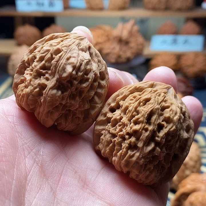 文玩核桃吊坠37全品凹底南疆