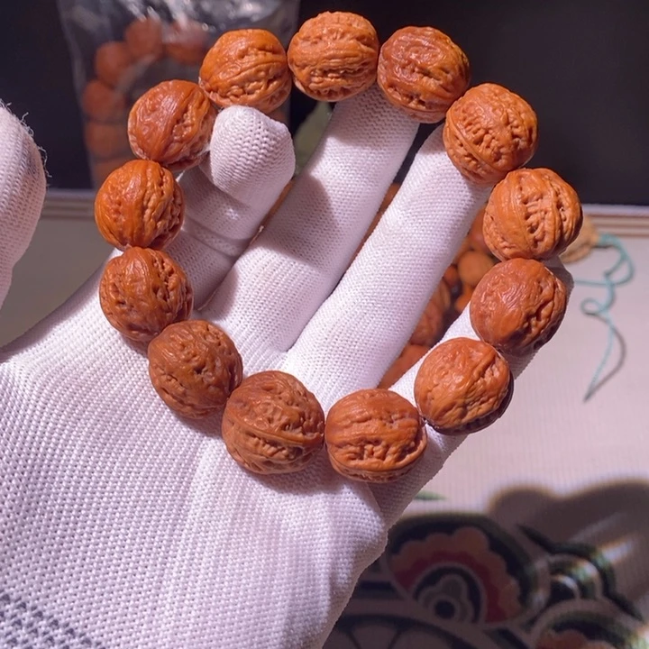 文玩核桃手串……85