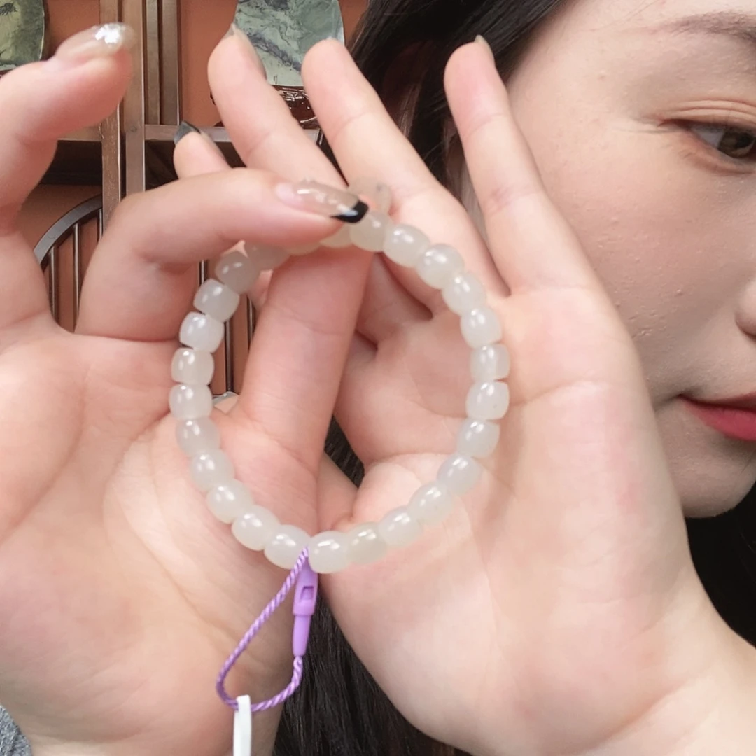 和田玉（糖玉）未镶嵌手链