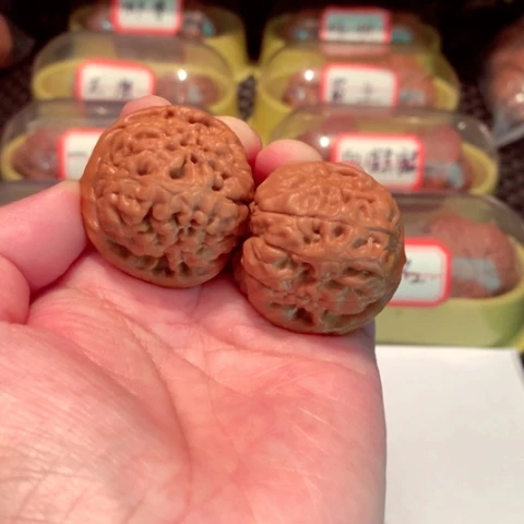 吊坠文玩核桃律*己金字塔