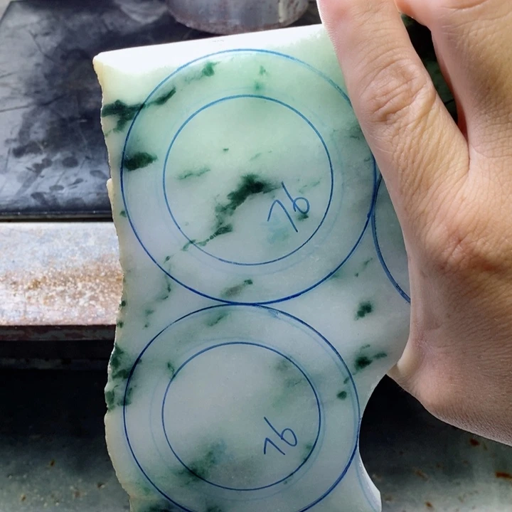 赛***车定制翡翠未镶嵌正圈