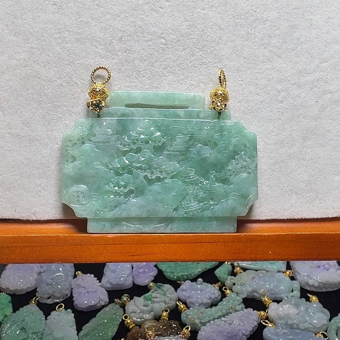 吊坠(赠链)未镶嵌翡翠