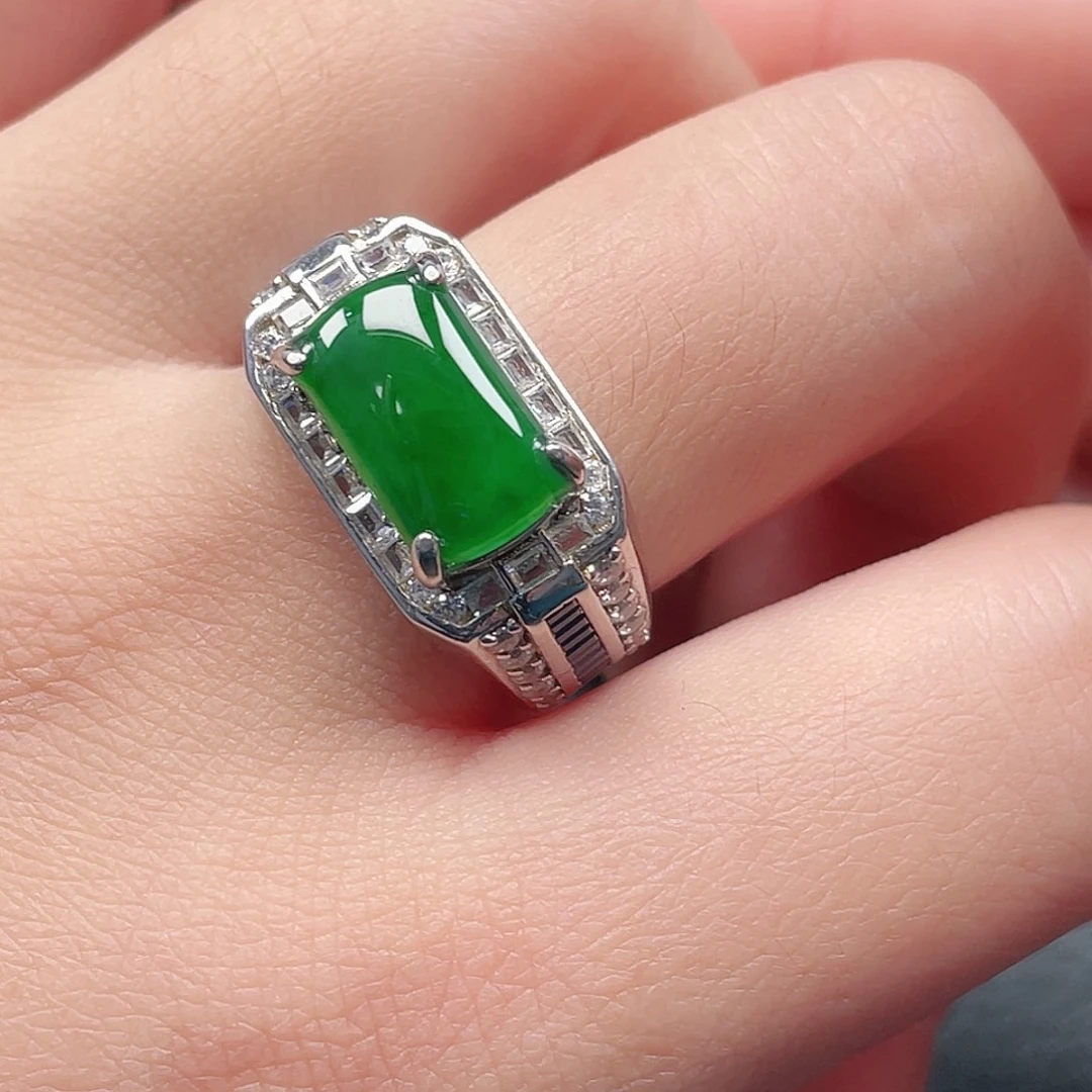 翡翠银S925镶嵌戒指没有运费险2173