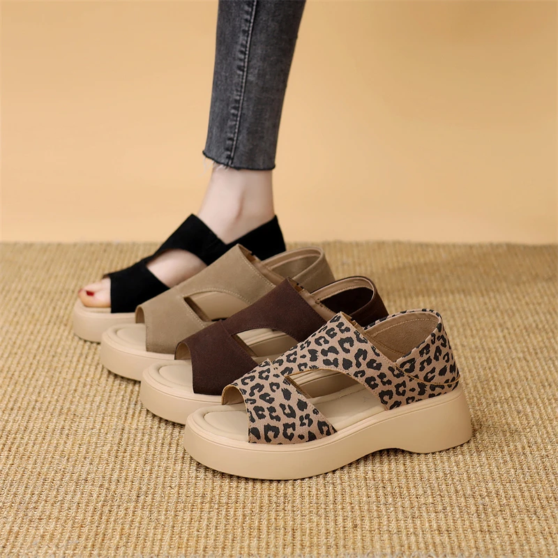 时装凉鞋坡跟露趾凉鞋女厚底增高一字式复古百搭外穿鱼嘴凉鞋豹纹