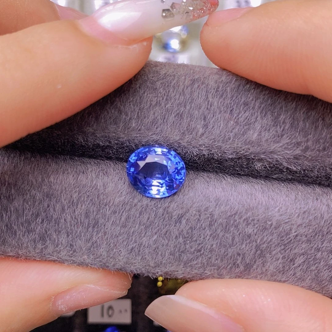 裸石蓝宝石小****兰卡矢车菊VB3.07ct/3810