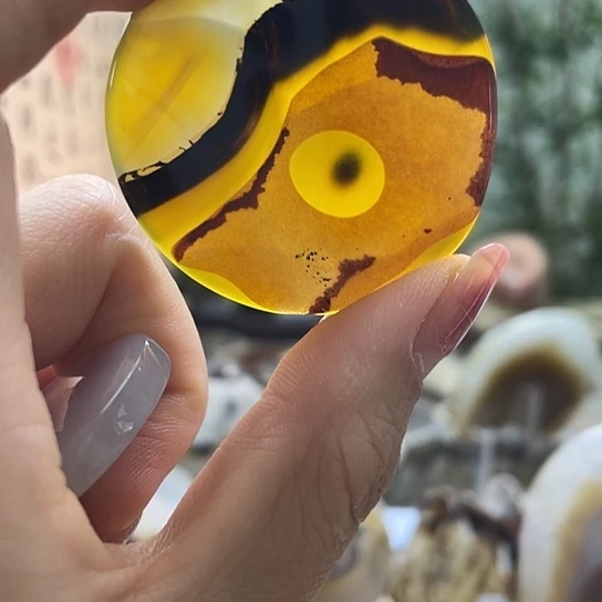 玛瑙/玉髓吊坠未镶嵌@****方