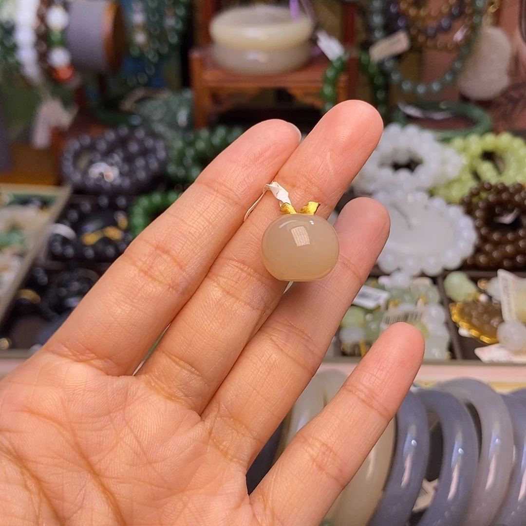 未镶嵌手镯和田玉熟藕粉脂膏级18.K金苹果