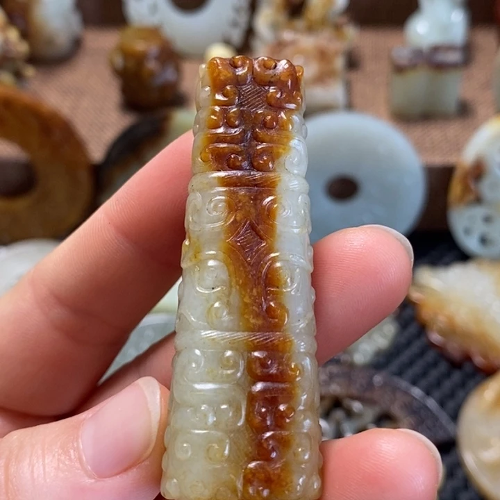 和田玉（糖玉）未镶嵌颈饰
