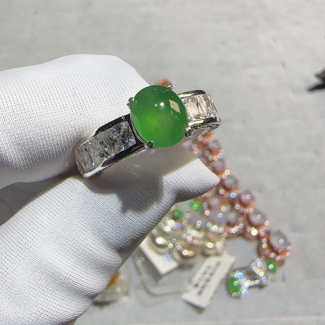 翡翠未镶嵌戒指翡翠