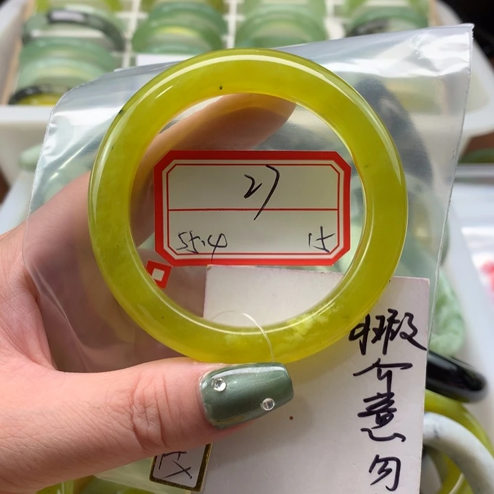 未镶嵌蛇纹石玉手镯