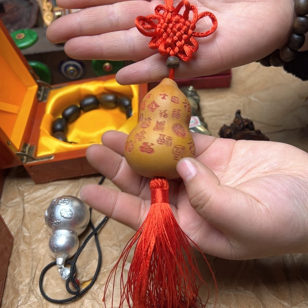 滴血莲花菩提吊坠