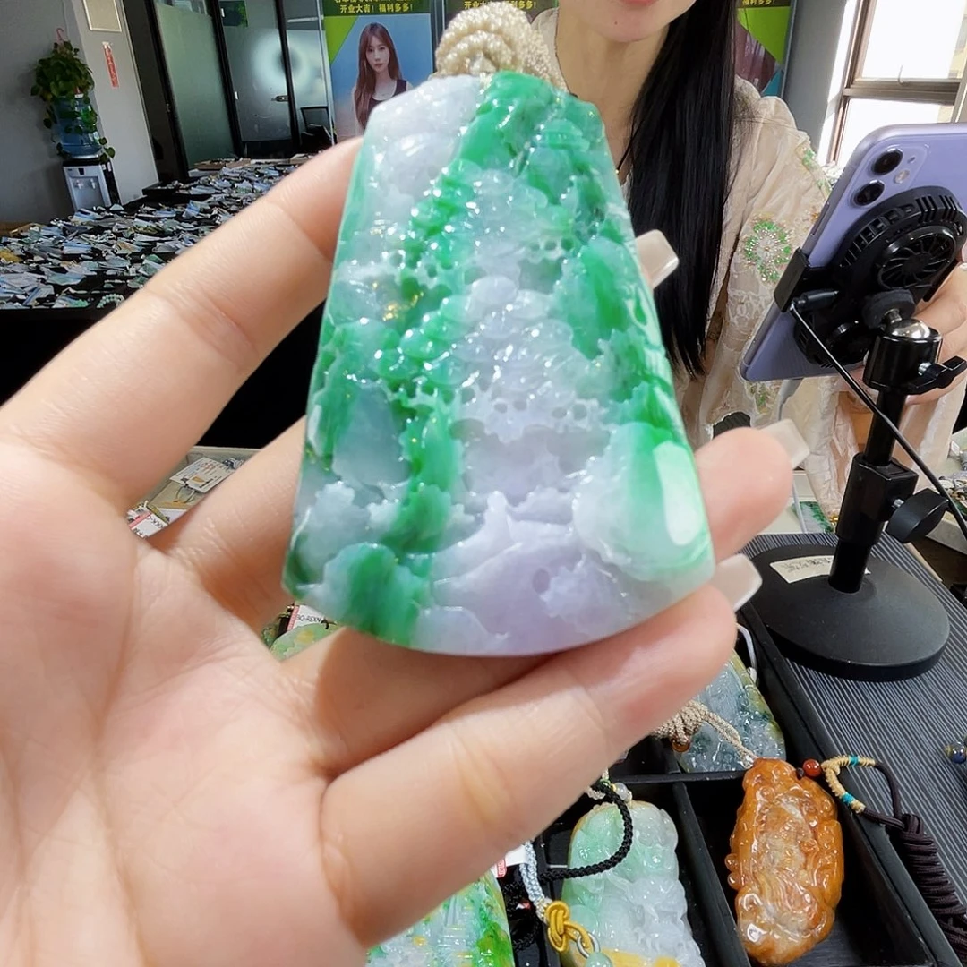 颈饰未镶嵌翡翠一