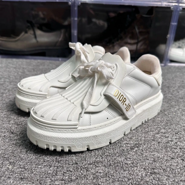 95新 DIOR/迪奥 35码 Dior白色贝壳鞋厚底鞋 无盒