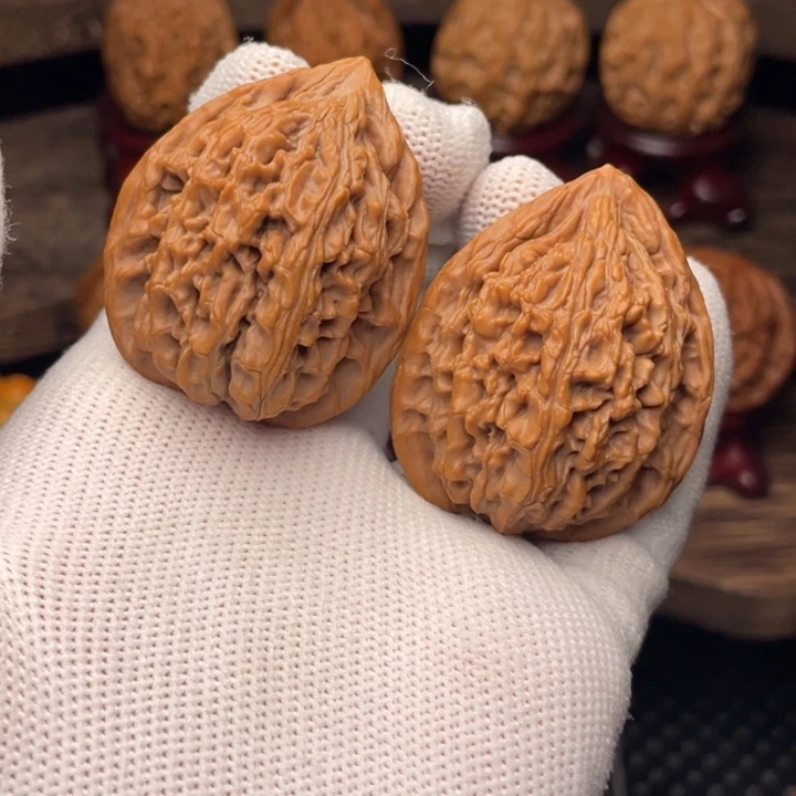 把件文玩核桃秦岭野生山魄系列归一35尖小修