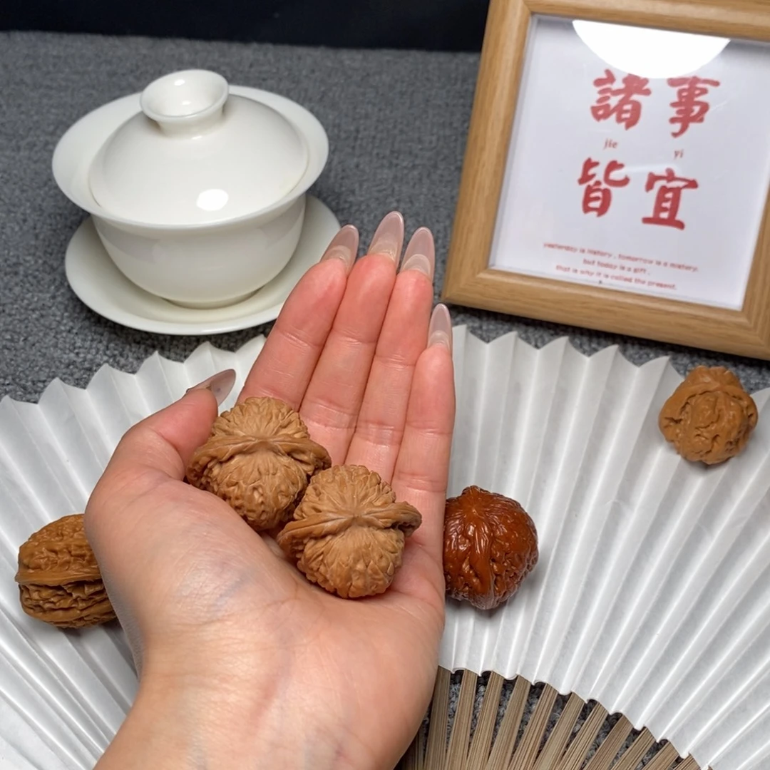 文玩核桃吊坠汉高楼37