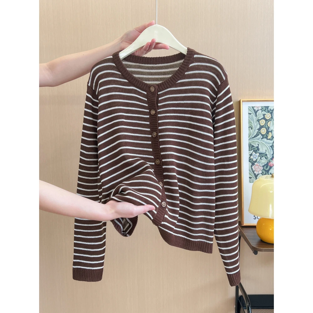 小香风撞色条纹冰丝针织开衫女2025早秋新款宽松薄款外搭圆领上衣