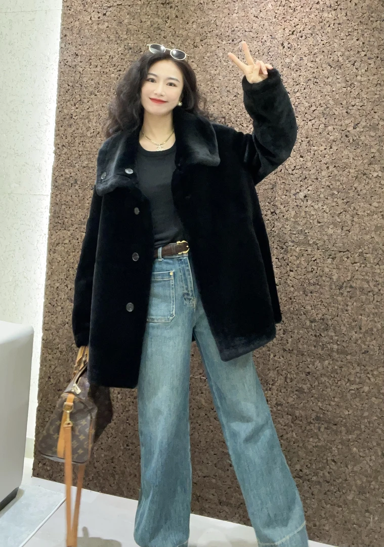 真皮秋冬时尚翻领常规百搭款女装双面穿皮毛一体通勤外套-6158