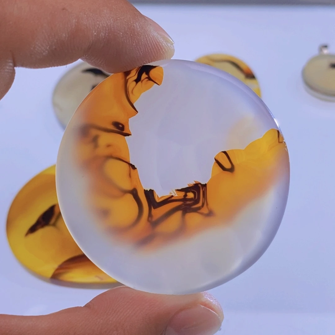 玛瑙/玉髓颈饰未镶嵌