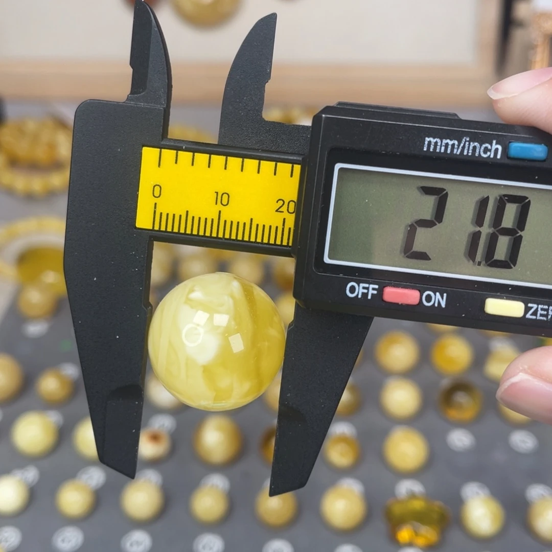 琥珀未镶嵌裸石75号