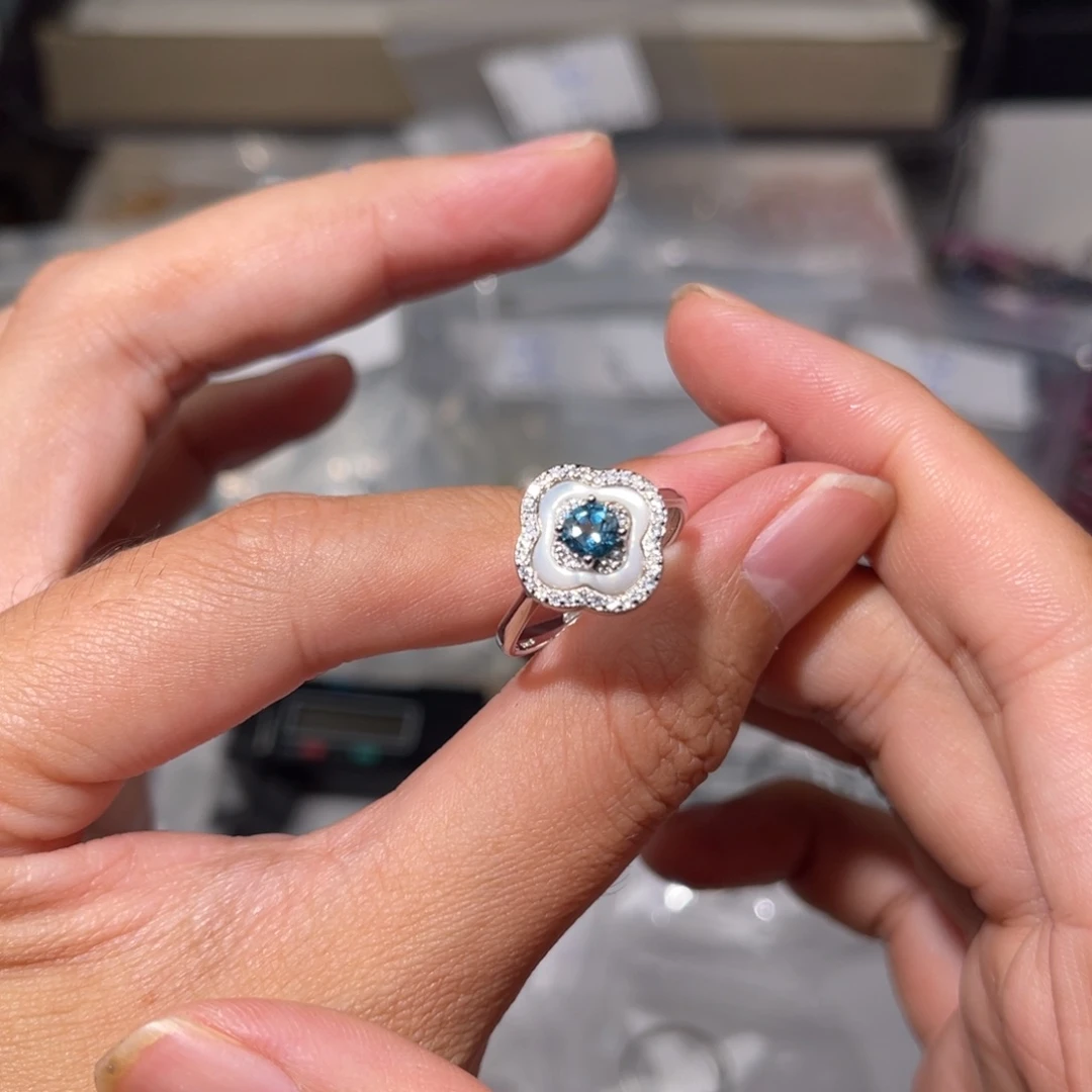 水晶手链银S925镶嵌托帕060