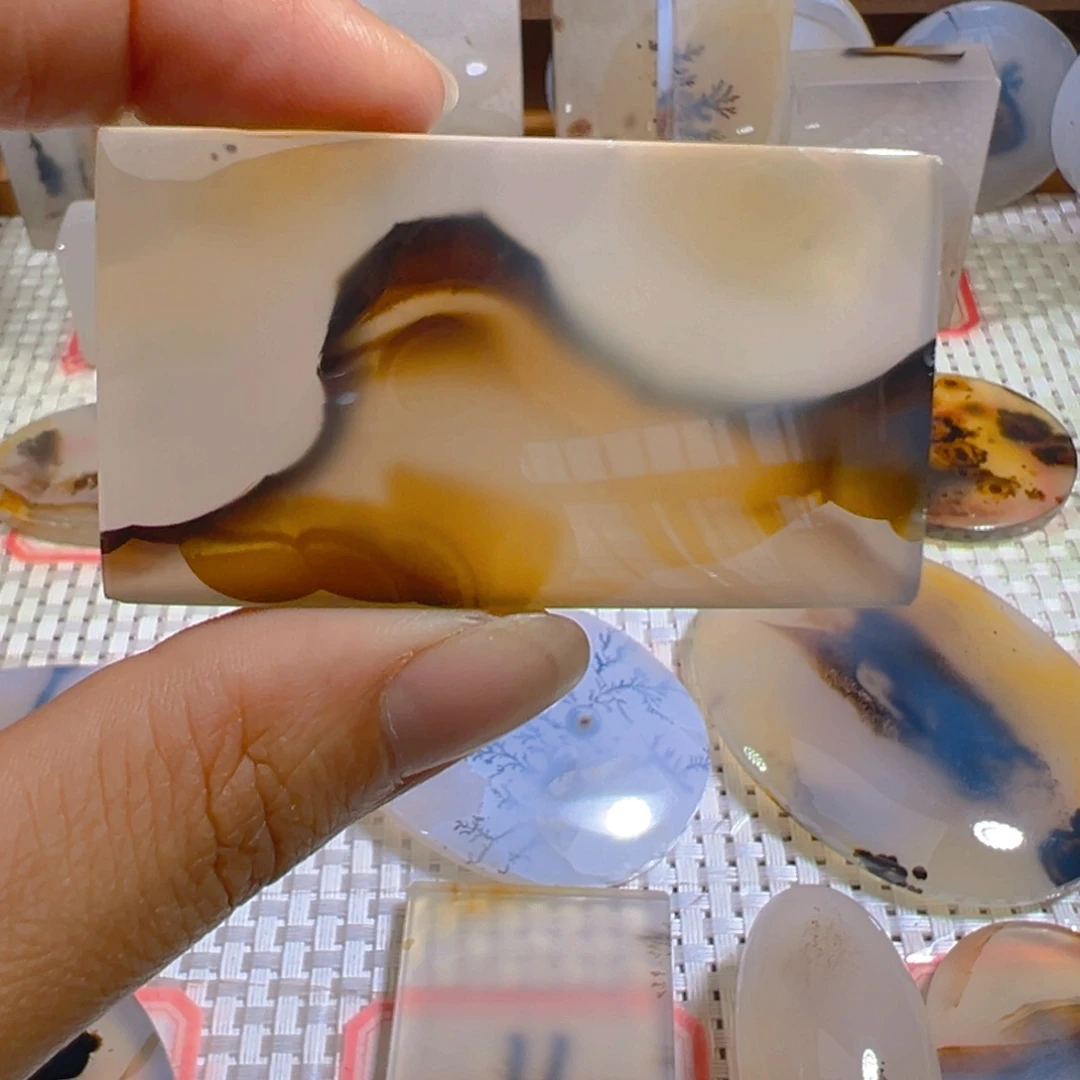 玛瑙/玉髓未镶嵌颈饰