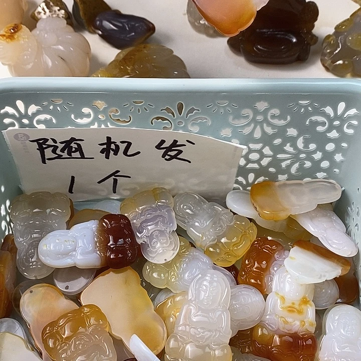 未镶嵌颈饰玛瑙/玉髓