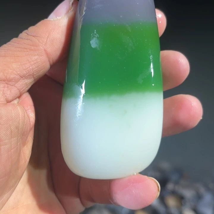 和田玉（糖玉）未镶嵌珠宝奇石