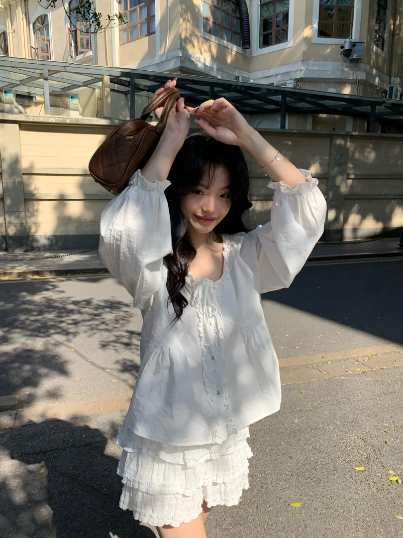 徐子 山茶花·早春麻质木耳边花边娃娃衫粉色少女感开衫韩风衬衣