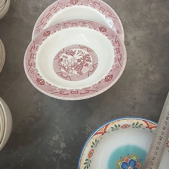 八寸深盘两个！！…！！