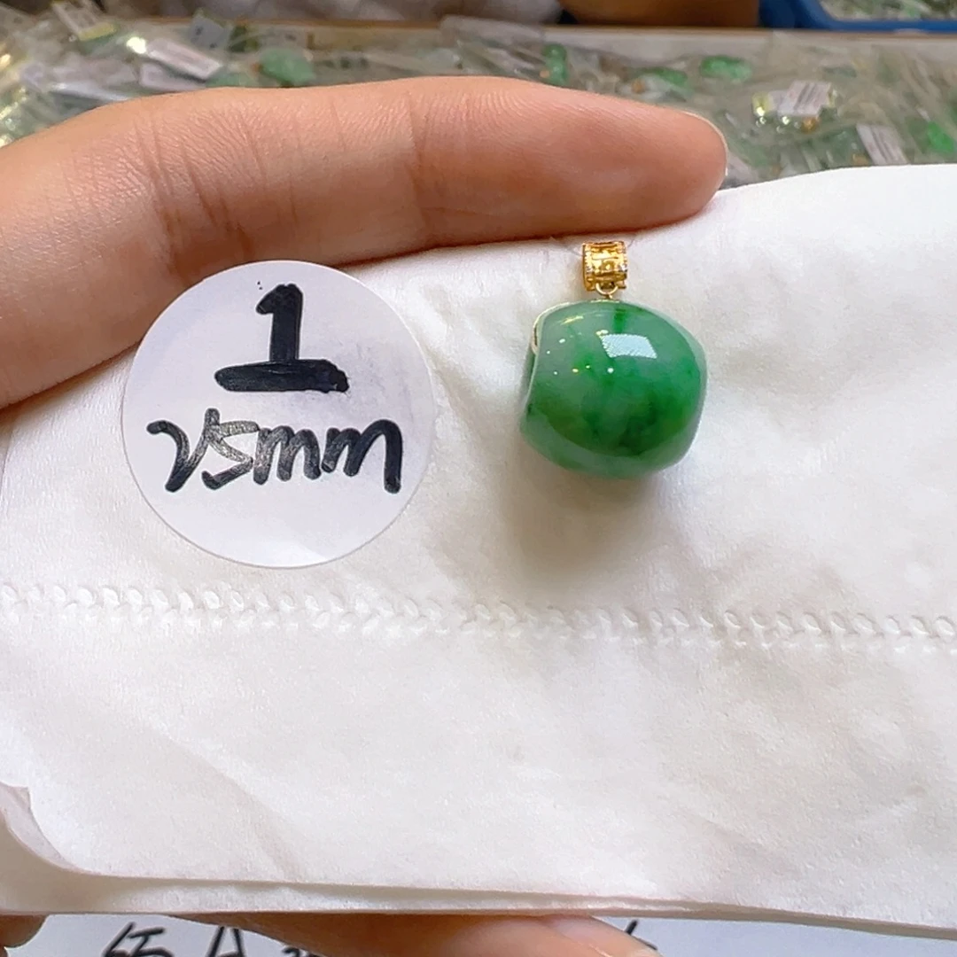 吊坠(不含链)18K金镶嵌翡翠