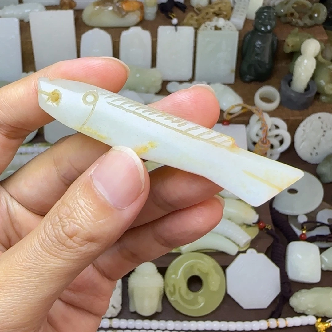 和田玉未镶嵌挂件