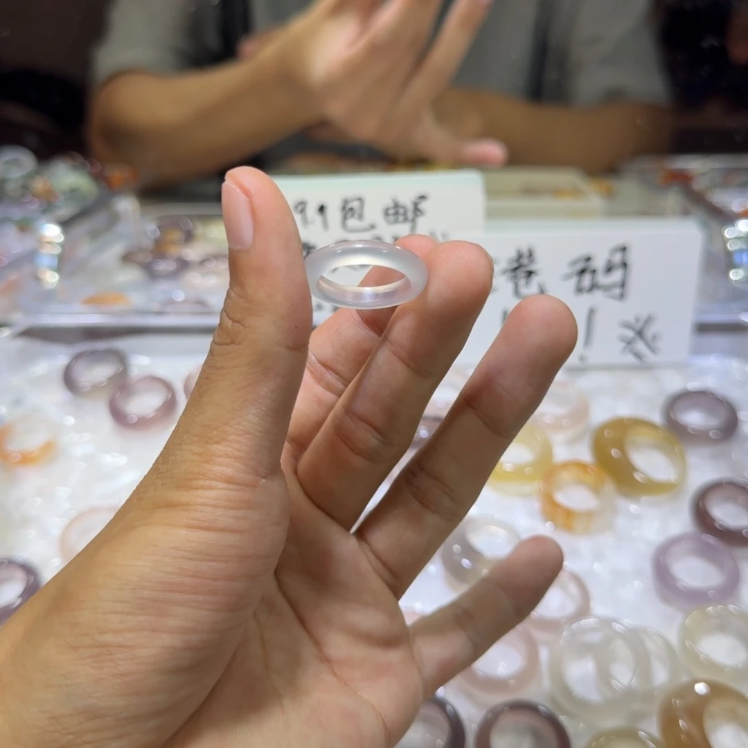 玛瑙/玉髓戒指未镶嵌79号15 圈满9.9包邮有瑕疵