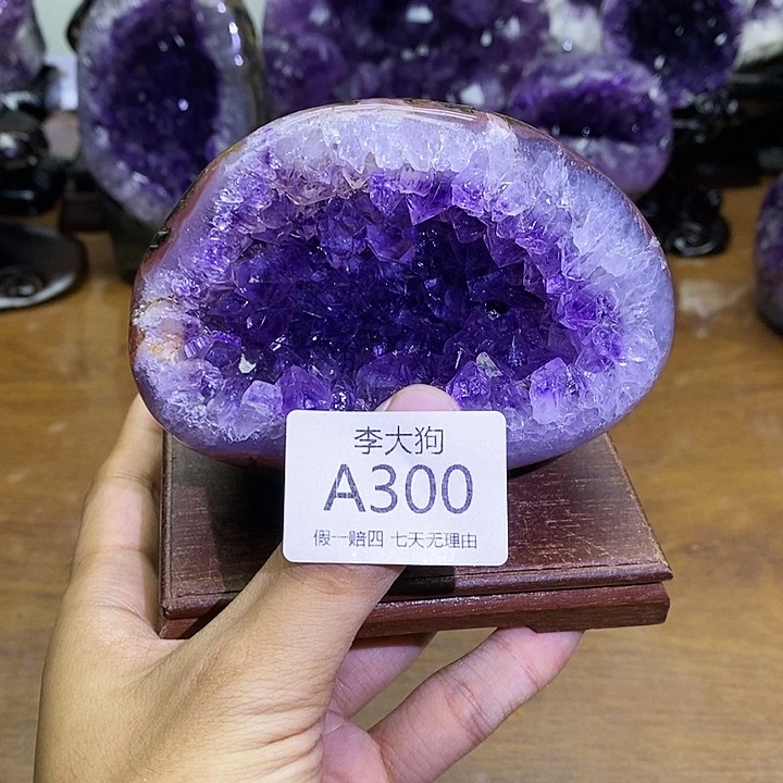 未镶嵌大型摆件（非配饰）紫晶L****?
