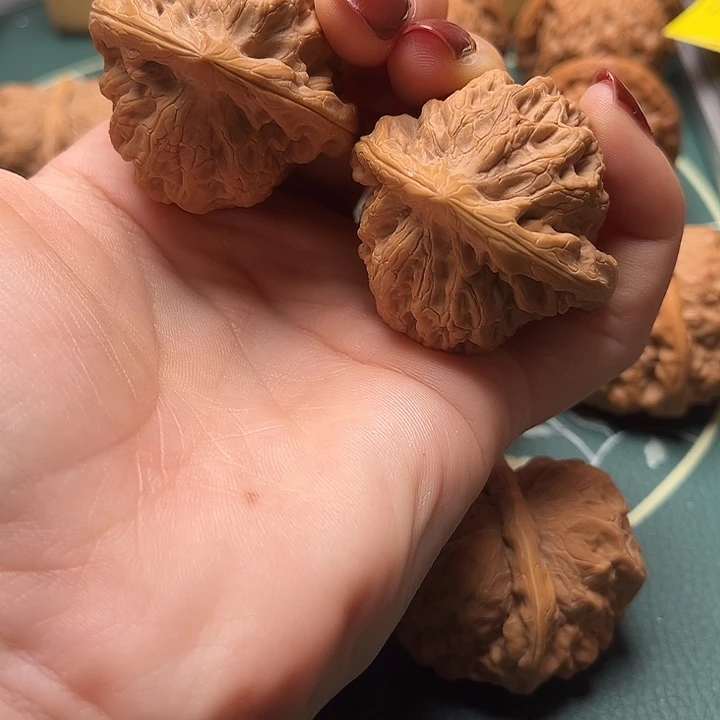 文玩核桃把件41金公子