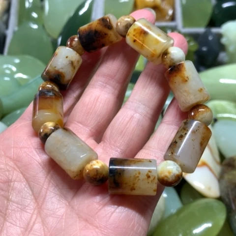 蛇纹石玉未镶嵌手把件