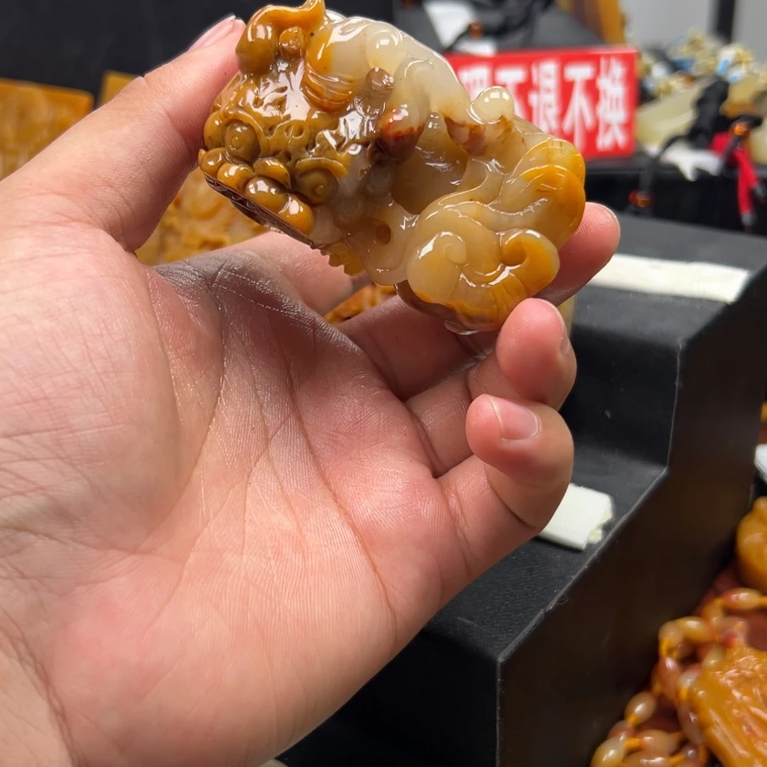 石英质玉（黄龙玉）未镶嵌多样性发货，发其一